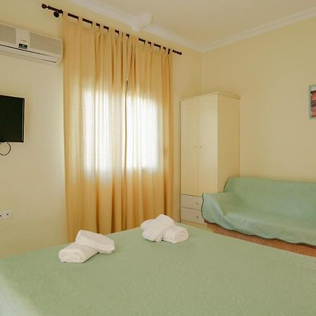 Malasi Apartments คซามิล ภายนอก รูปภาพ