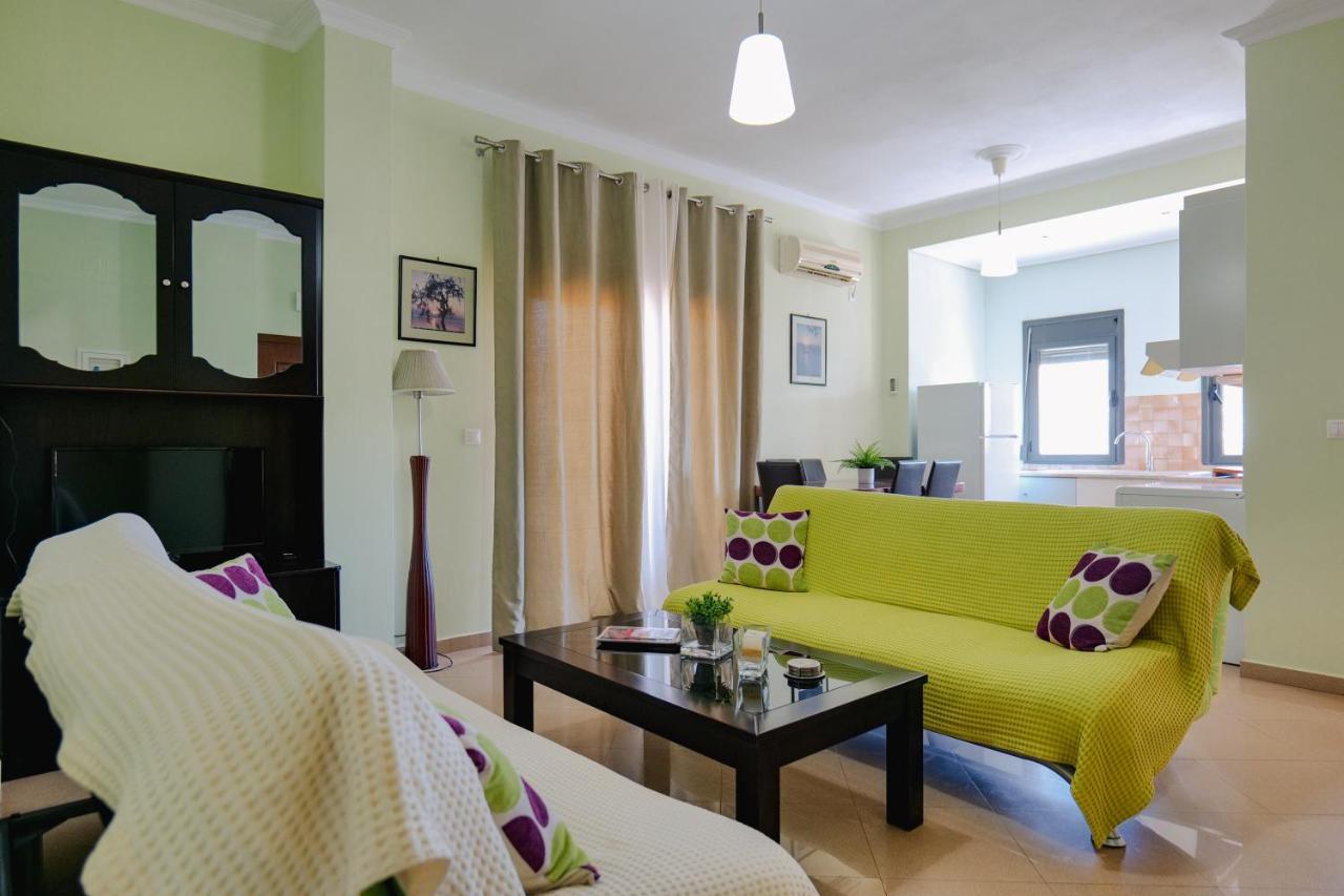 Malasi Apartments คซามิล ภายนอก รูปภาพ