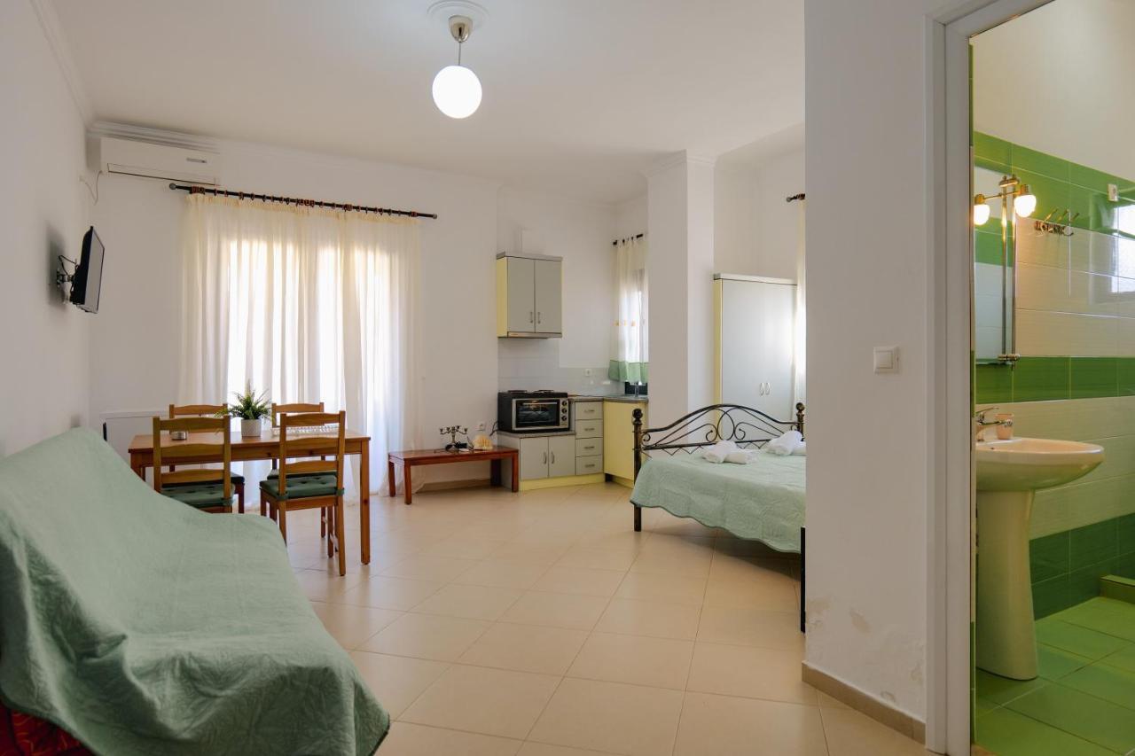 Malasi Apartments คซามิล ภายนอก รูปภาพ