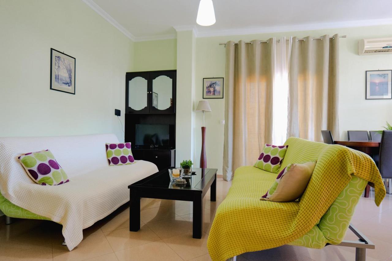 Malasi Apartments คซามิล ภายนอก รูปภาพ